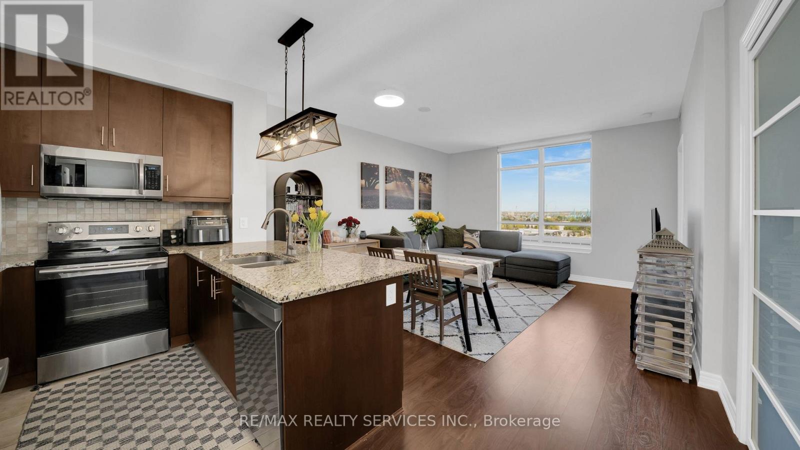 #1515 - 9245 Jane Street, Vaughan, Ontario  L6A 0J9 - Photo 7 - N12510428