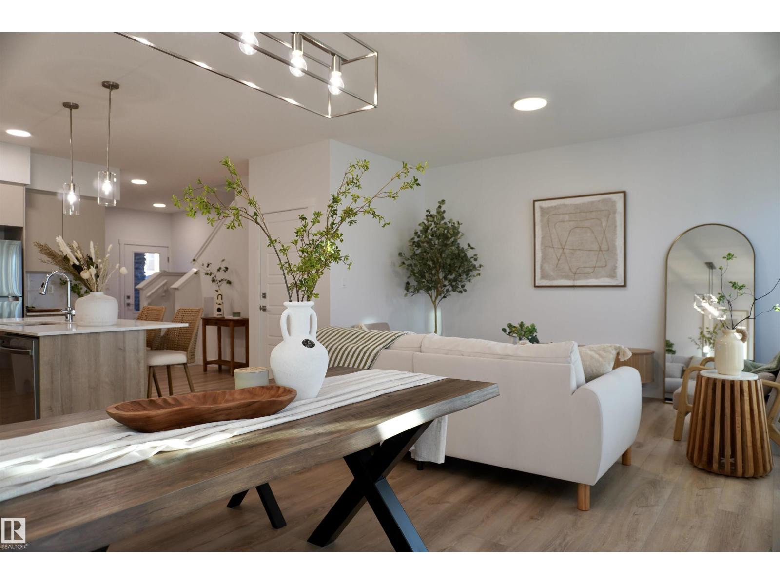 637 Kinglet Bv Nw, Edmonton, Alberta  T5S 0S8 - Photo 2 - E4464742