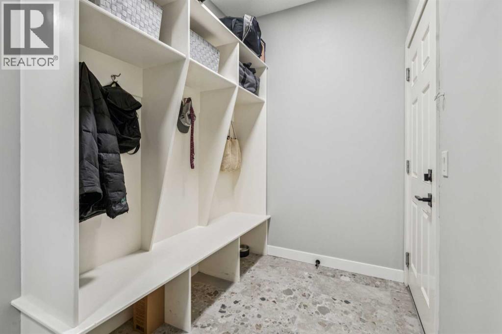 424 Montclair Place, Cochrane Lake, Alberta  T4C 0A8 - Photo 11 - A2267564