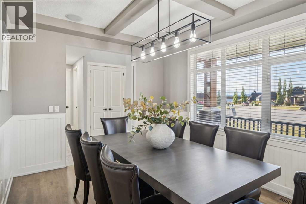 424 Montclair Place, Cochrane Lake, Alberta  T4C 0A8 - Photo 10 - A2267564