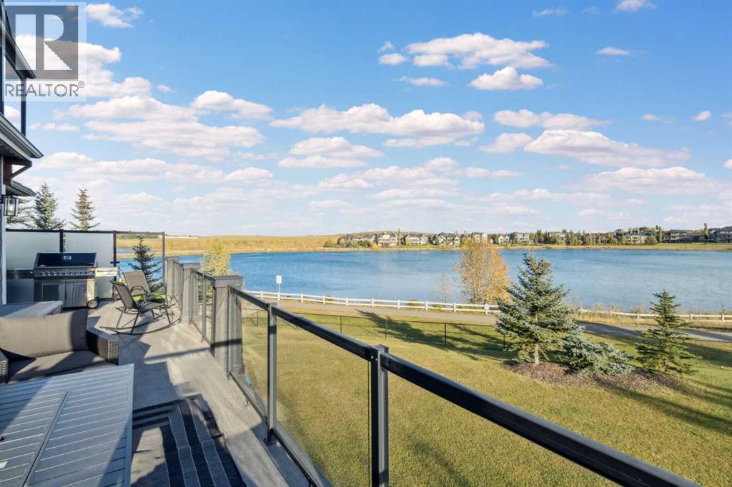 424 Montclair Place, Cochrane Lake, Alberta  T4C 0A8 - Photo 30 - A2267564