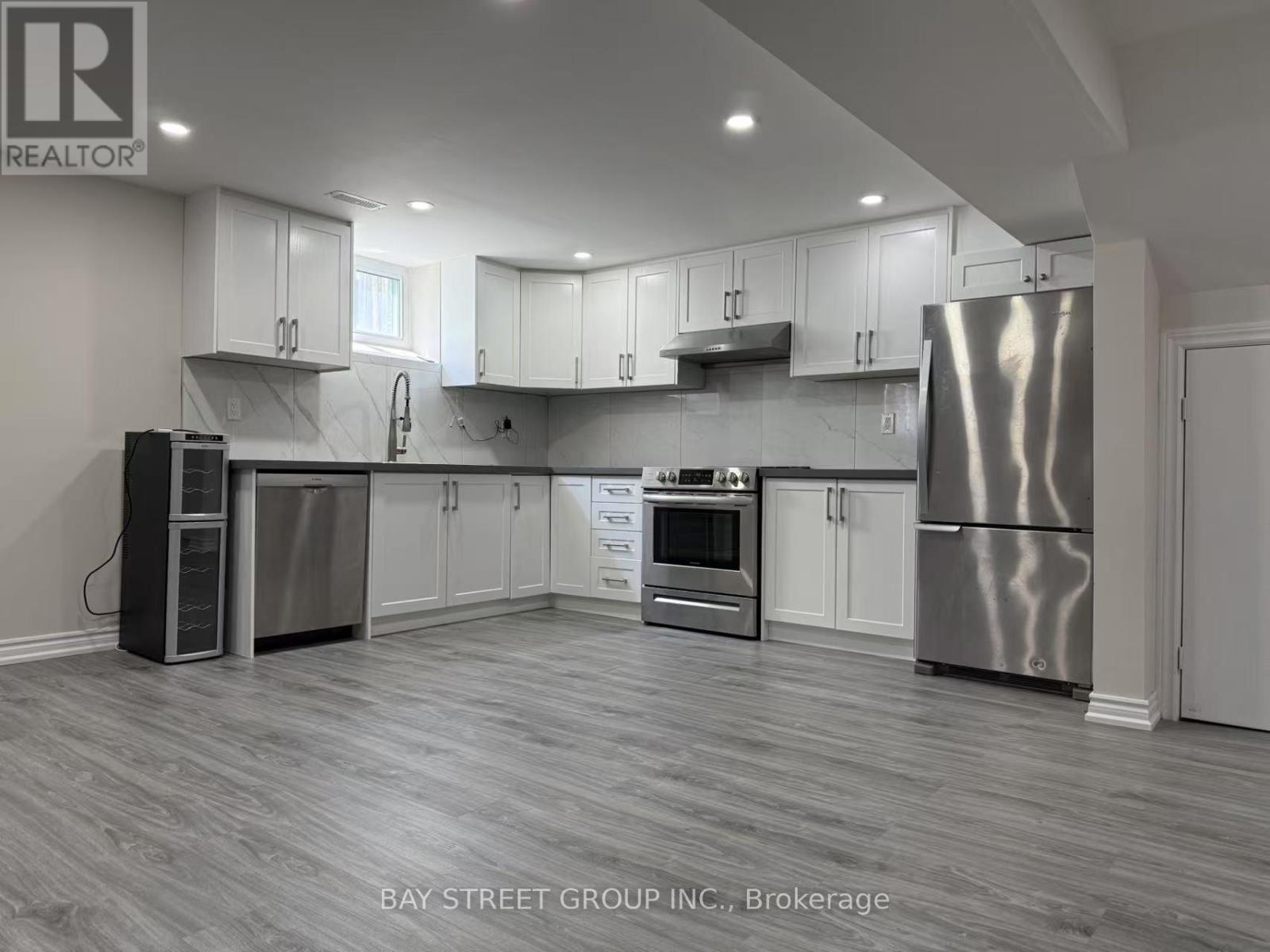 4 Robinson Street, Markham, Ontario L3P 1N4 - Photo 4 - N12510760