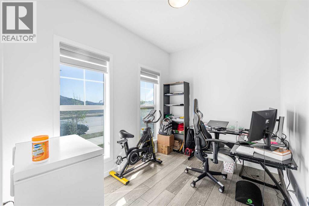 15049 1 Street Nw, Calgary, Alberta  T3P 1R6 - Photo 6 - A2259606