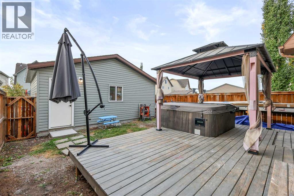 160 Copperpond Rise Se, Calgary, Alberta  T2Z 0L2 - Photo 4 - A2260932