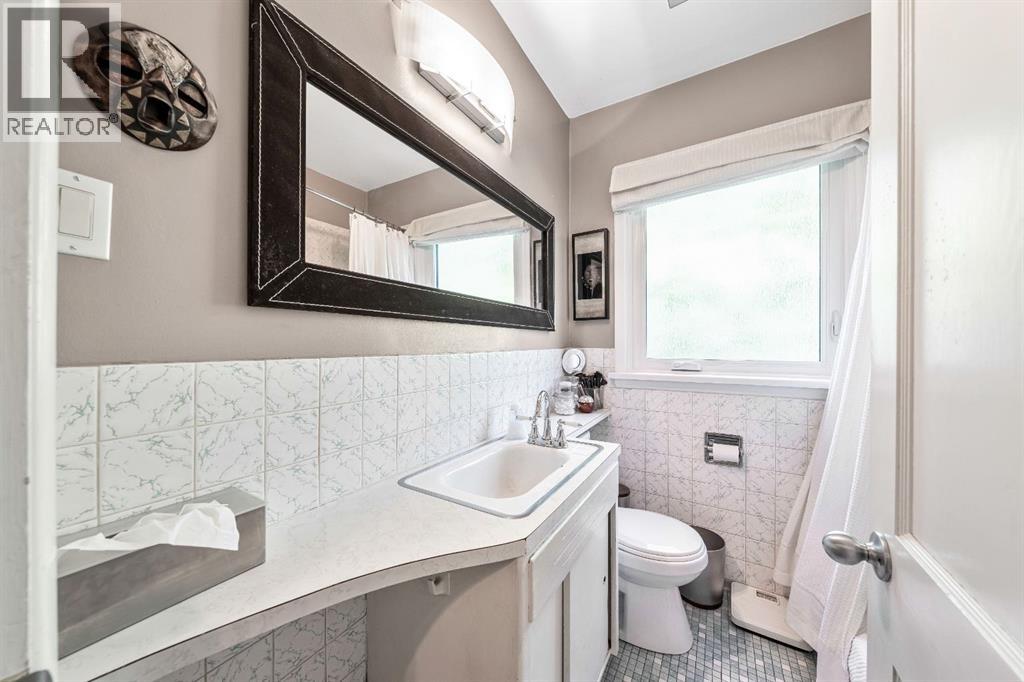 2616 28 Street Sw, Calgary, Alberta  T3E 2J1 - Photo 19 - A2265306