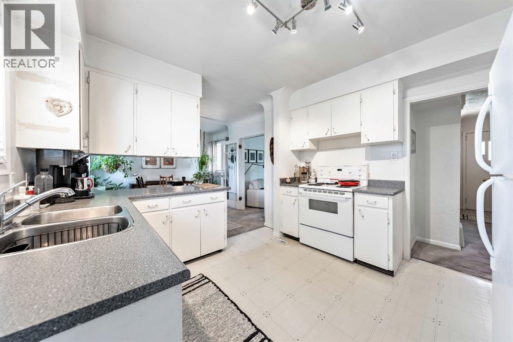 2616 28 Street Sw, Calgary, Alberta  T3E 2J1 - Photo 18 - A2265306