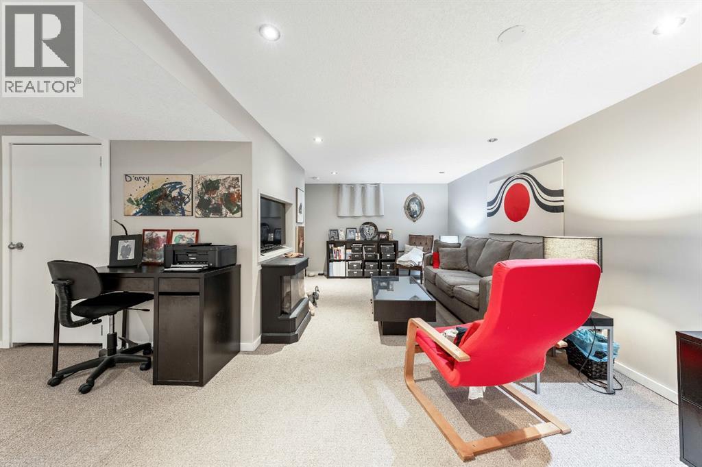 2616 28 Street Sw, Calgary, Alberta  T3E 2J1 - Photo 24 - A2265306