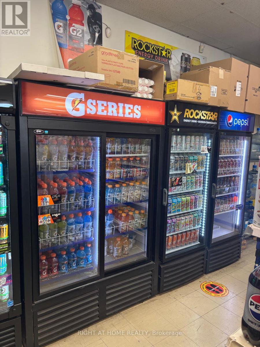 3395 Walker Road, Windsor, Ontario  N8W 3R9 - Photo 11 - X12510722