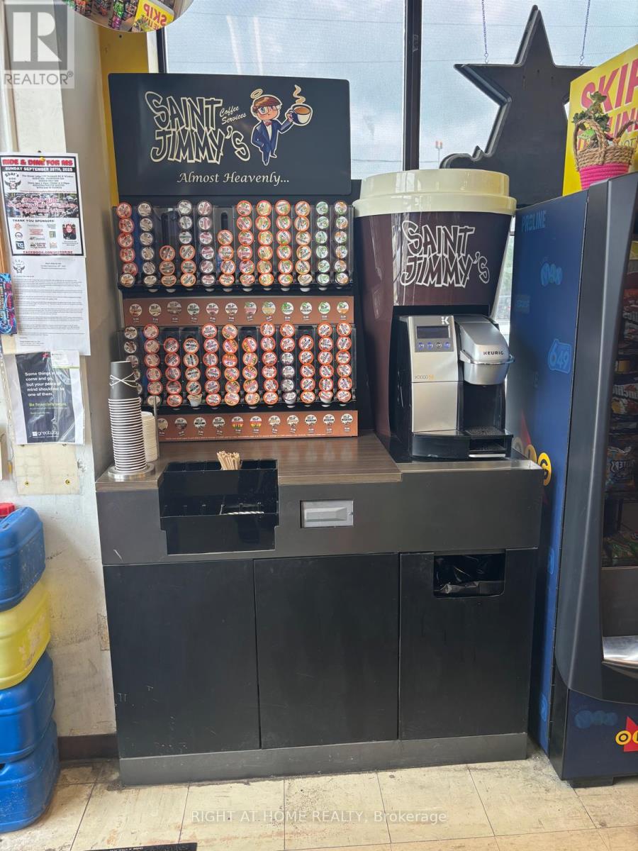 3395 Walker Road, Windsor, Ontario  N8W 3R9 - Photo 15 - X12510722