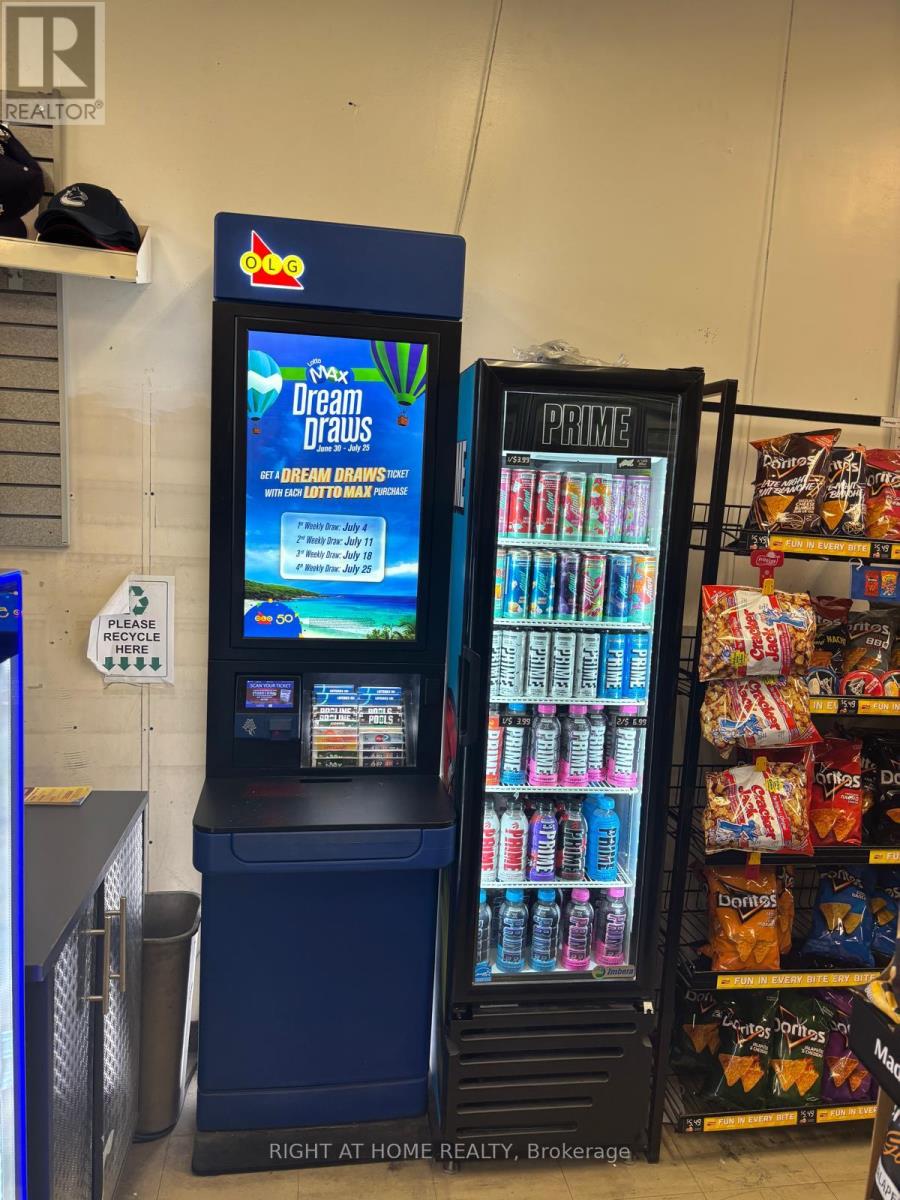 3395 Walker Road, Windsor, Ontario  N8W 3R9 - Photo 21 - X12510722