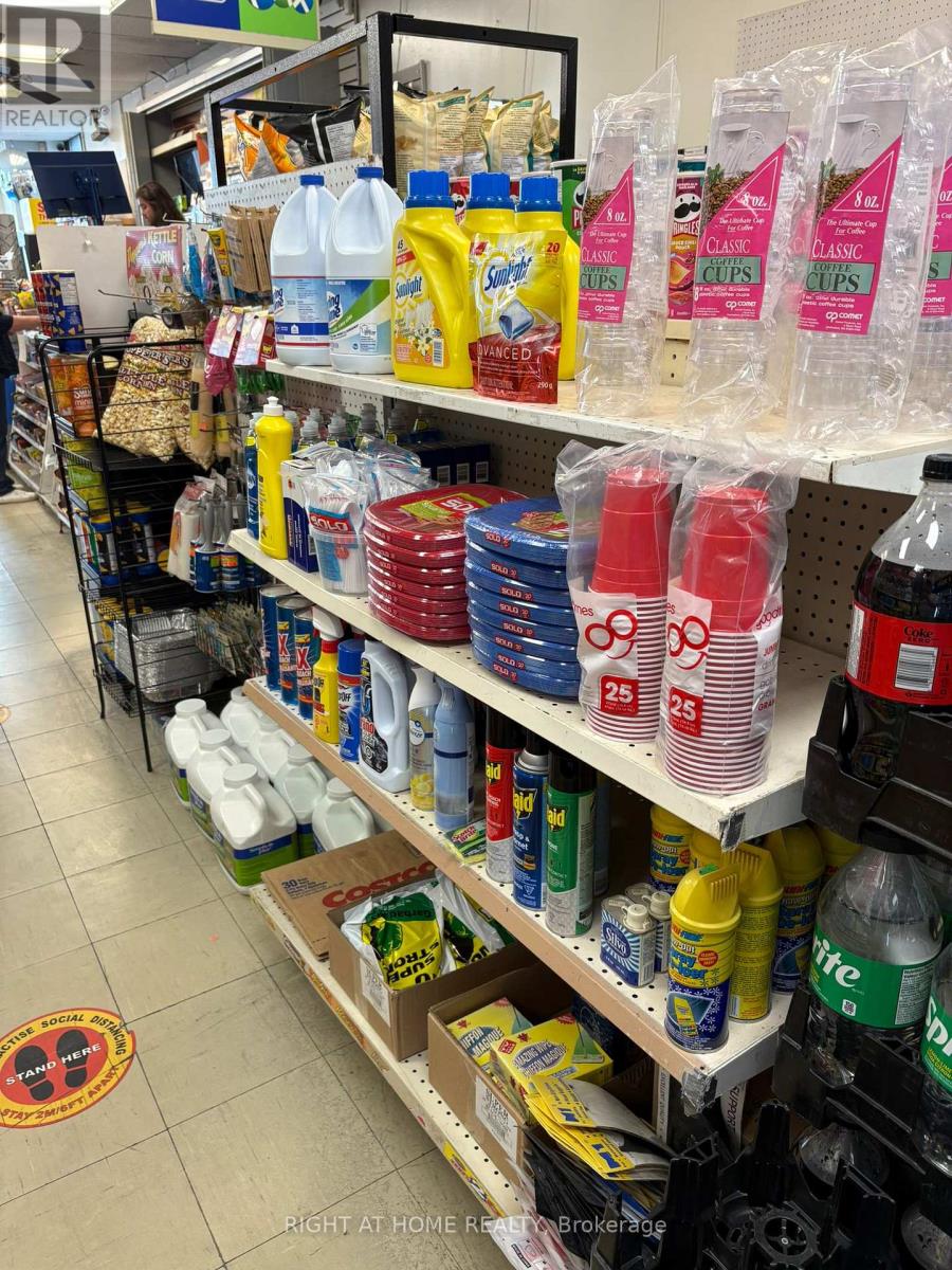 3395 Walker Road, Windsor, Ontario  N8W 3R9 - Photo 8 - X12510722