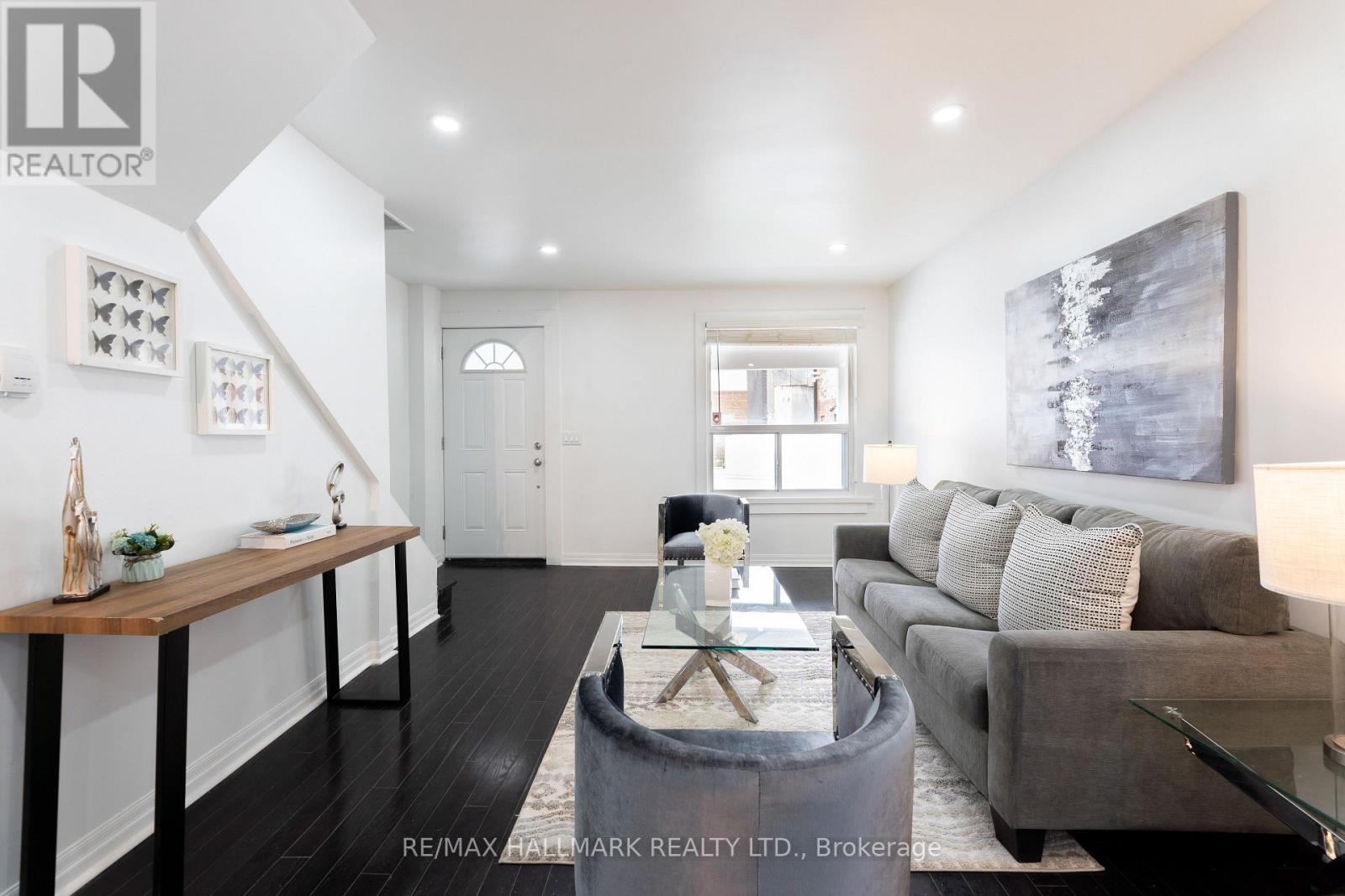 106 Willow Avenue, Toronto, Ontario  M4E 3K3 - Photo 3 - E12472108