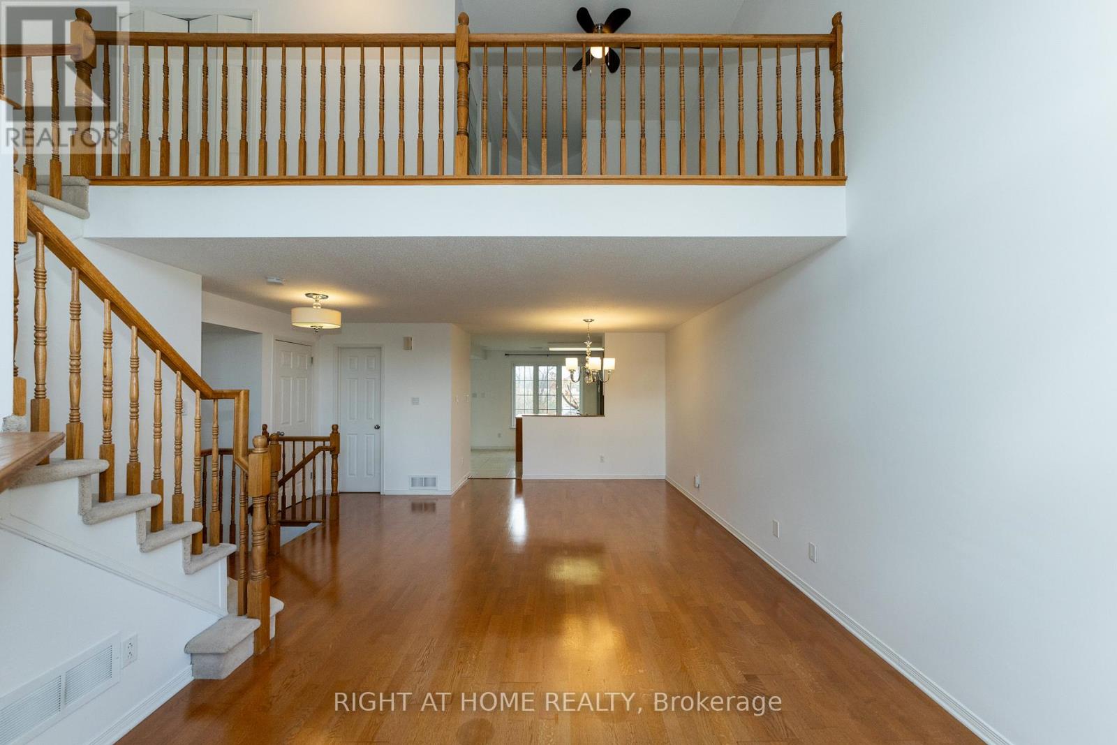 171 - 70 Edenvale Drive, Ottawa, Ontario  K2K 3N6 - Photo 6 - X12391547