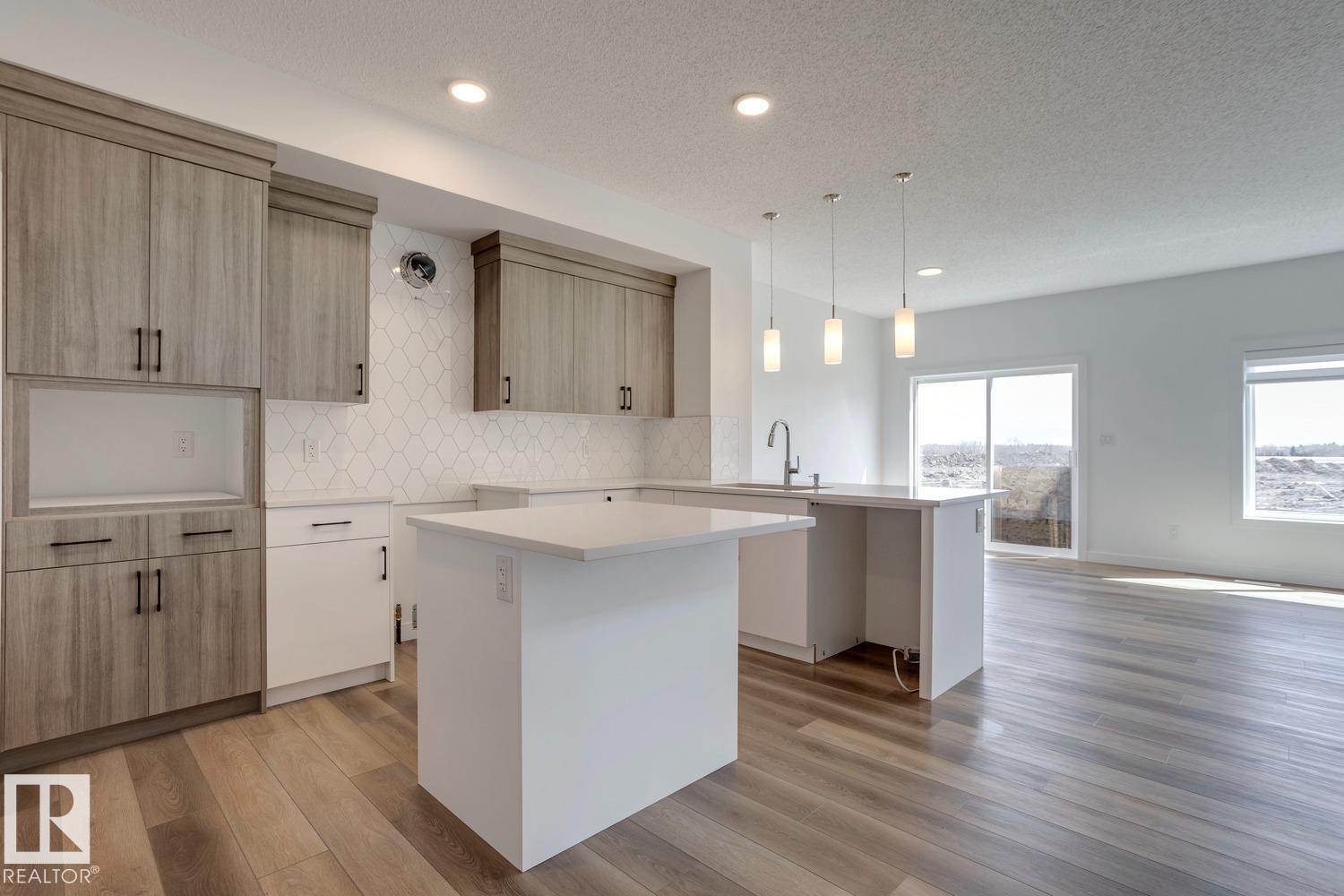 360 Bluff Cove, Leduc, Alberta  T9E 1S2 - Photo 8 - E4464396