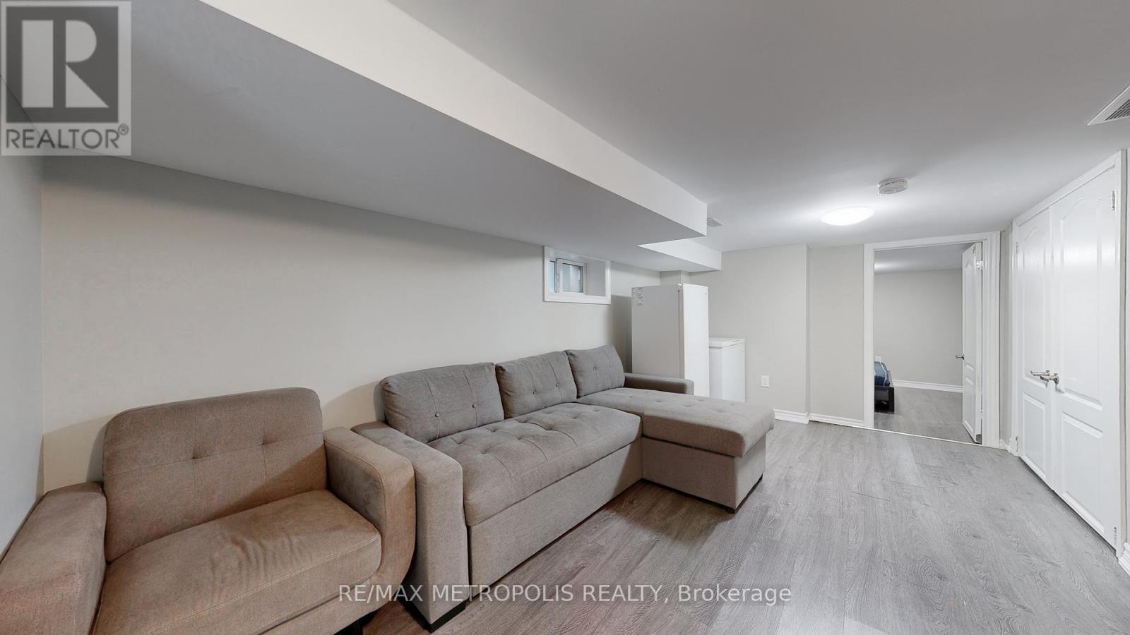 461 Warden Avenue, Toronto, Ontario  M1L 3Y9 - Photo 27 - E12507484