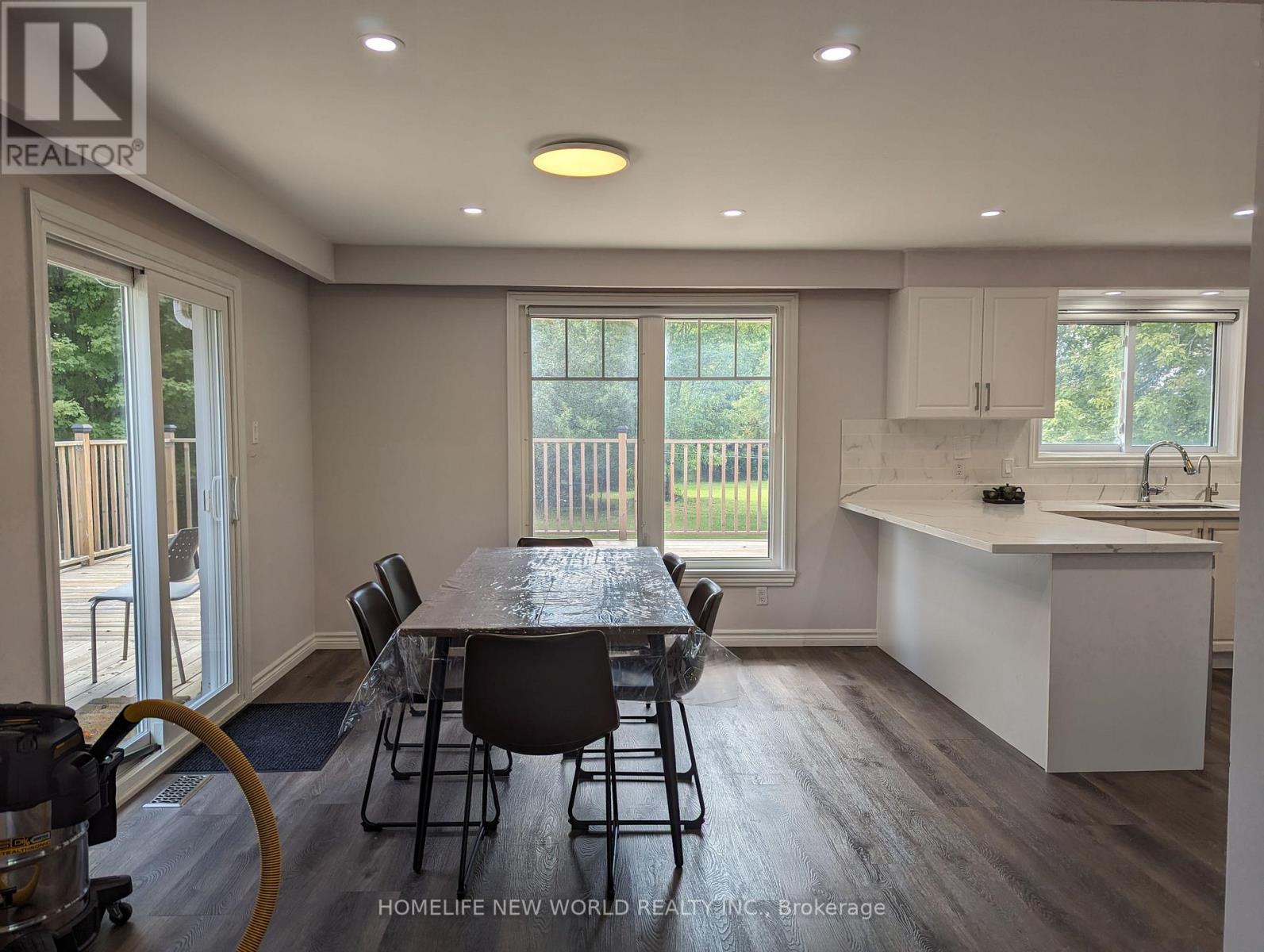 17268 Warden Avenue, Whitchurch-Stouffville, Ontario  L3Y 4W1 - Photo 17 - N12494516