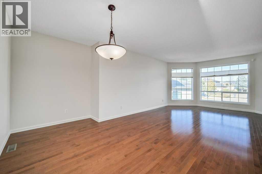 222 Diamond Court Se, Calgary, Alberta  T2C 7C7 - Photo 10 - A2265918