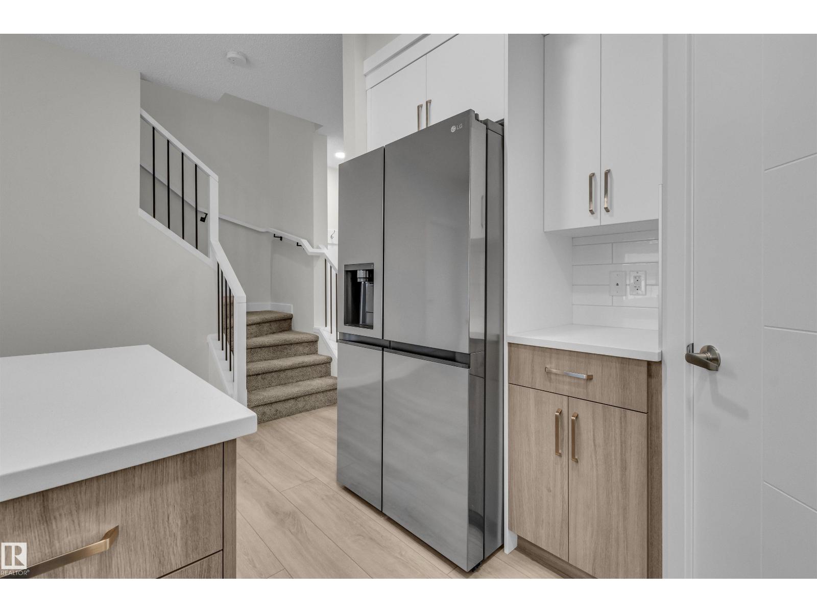 1079 Berg Pl, Leduc, Alberta  T9E 1T6 - Photo 4 - E4464246