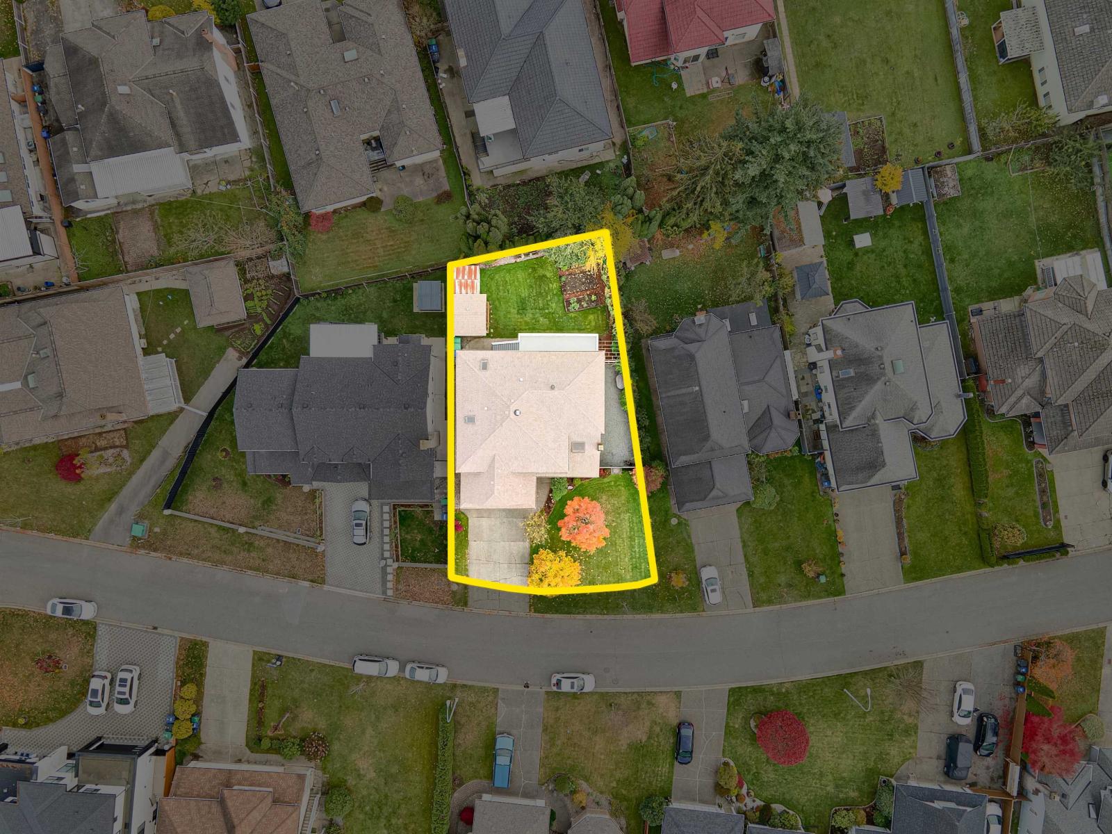 8896 140b Street, Surrey, British Columbia  V3V 7T4 - Photo 3 - R3064188