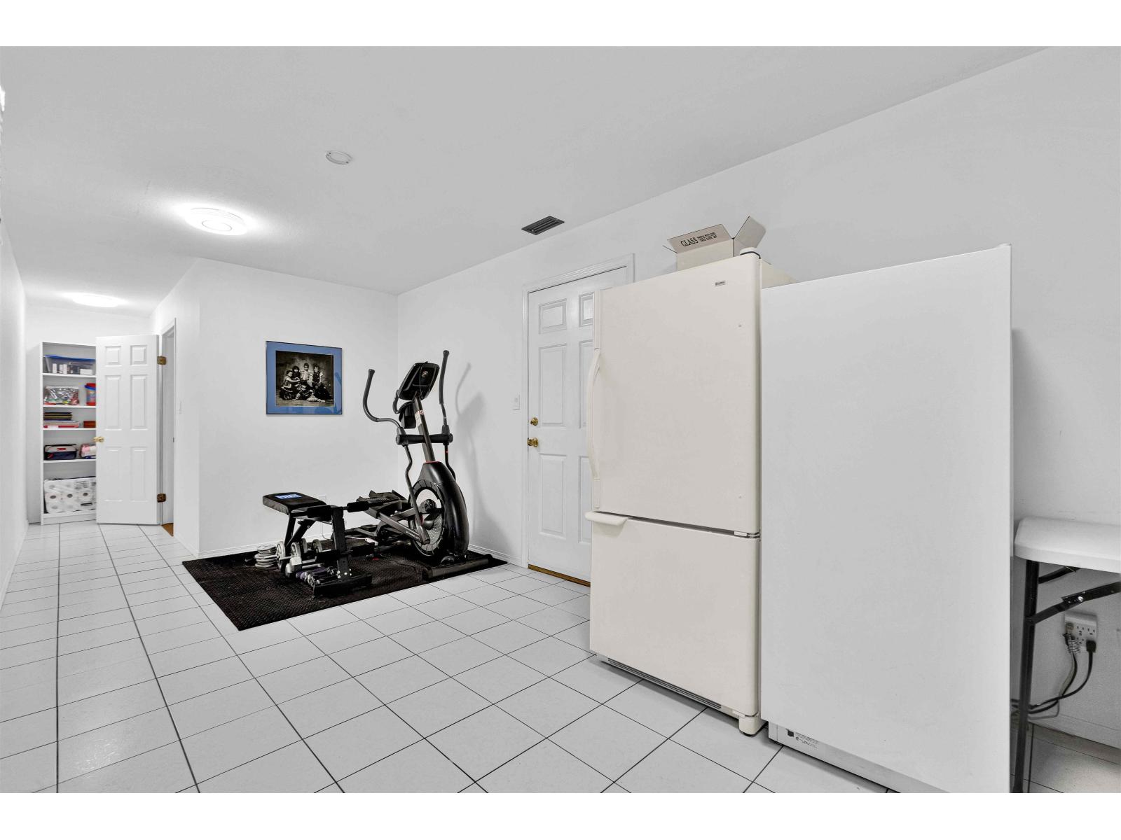 8896 140b Street, Surrey, British Columbia  V3V 7T4 - Photo 37 - R3064188