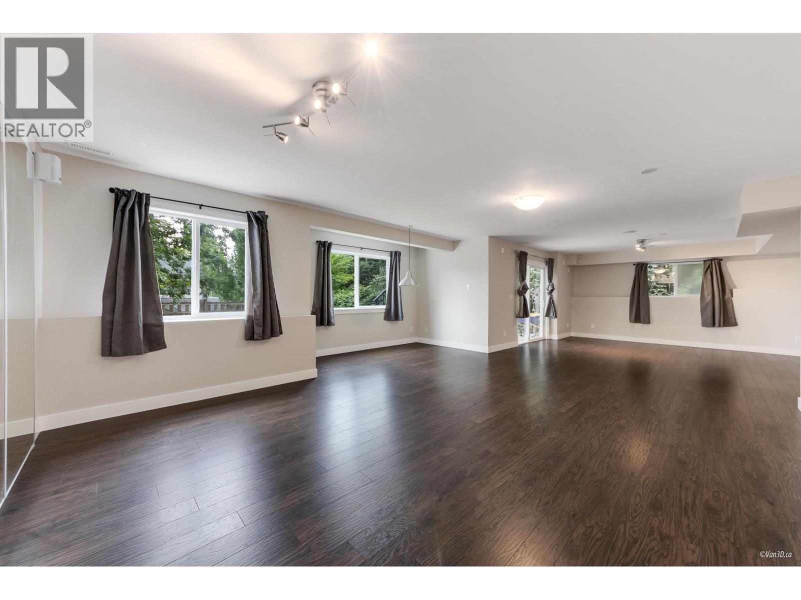 3462 Stephens Court, Coquitlam, British Columbia  V3E 0H8 - Photo 32 - R3064901