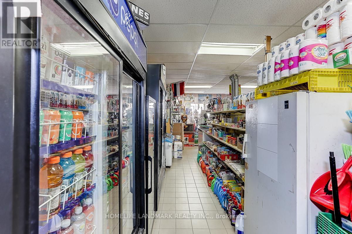 1281 Davenport Road, Toronto, Ontario  M6H 2H3 - Photo 6 - W12510764