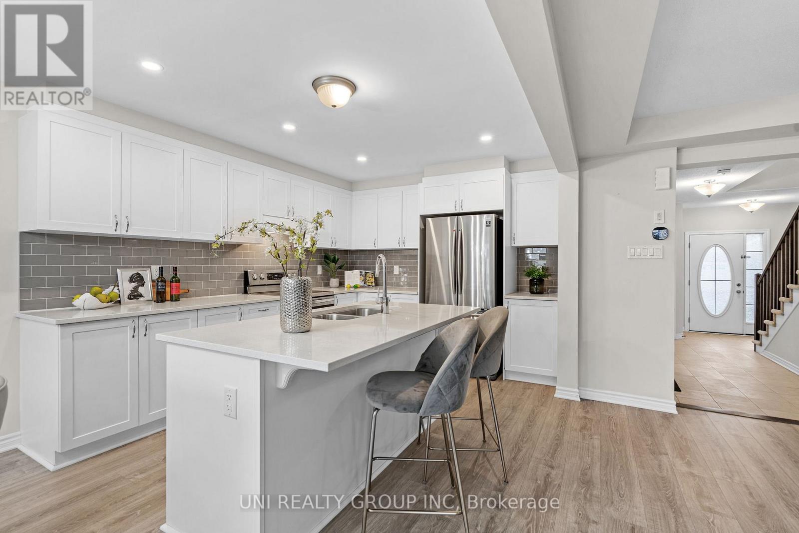 161 Celestial Grove, Ottawa, Ontario  K2J 6R6 - Photo 13 - X12510788