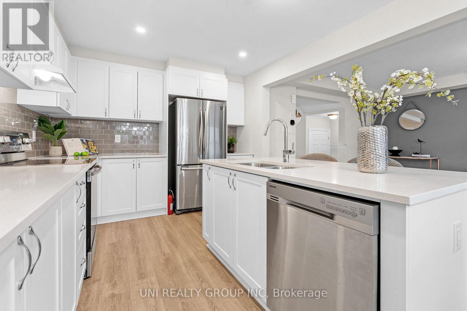 161 Celestial Grove, Ottawa, Ontario  K2J 6R6 - Photo 18 - X12510788