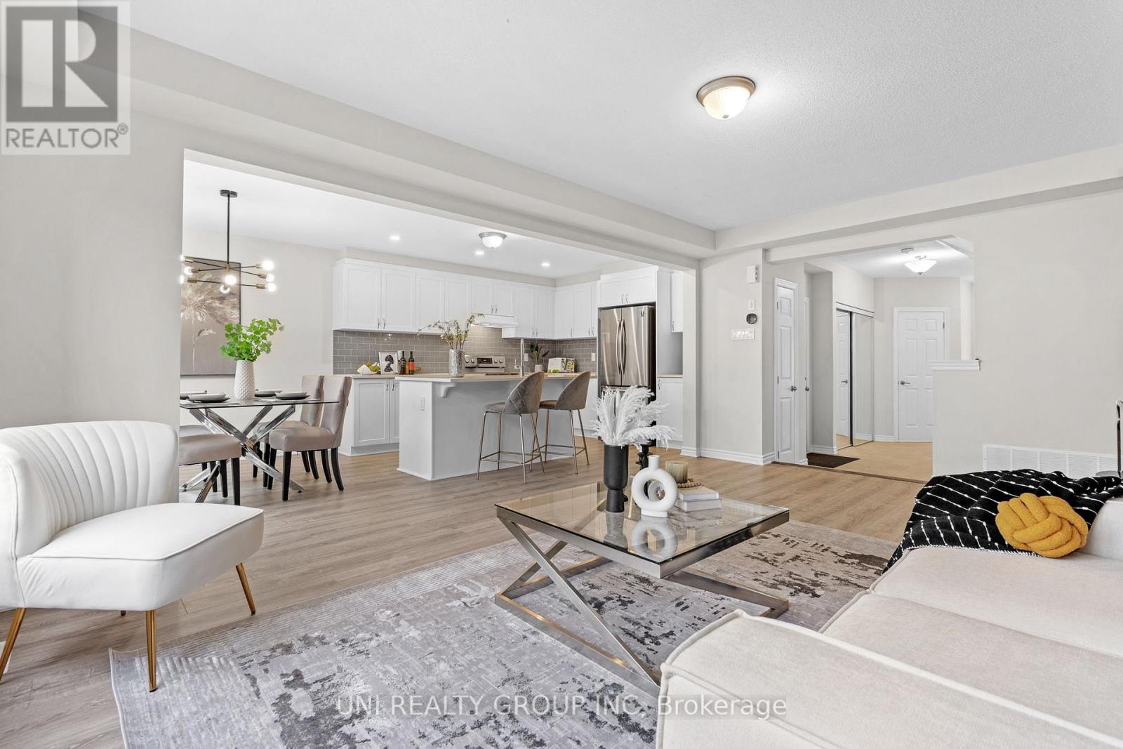 161 Celestial Grove, Ottawa, Ontario  K2J 6R6 - Photo 5 - X12510788