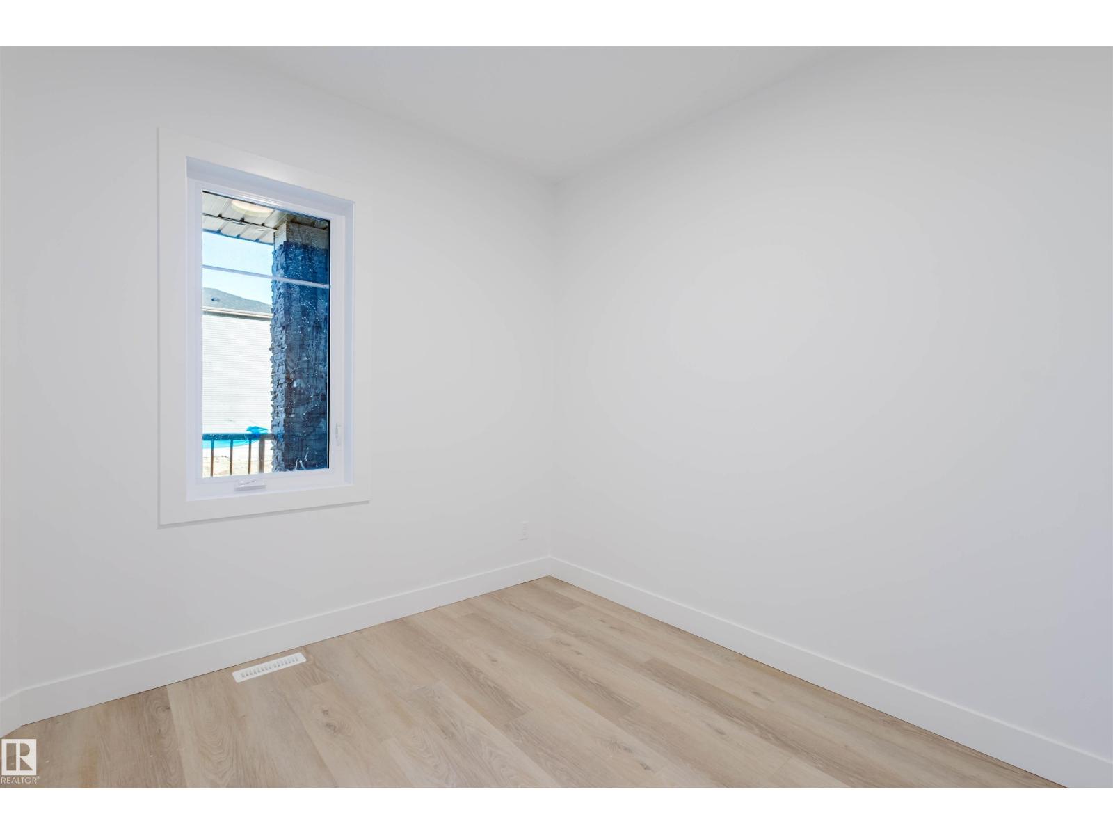 1566 Siskin Li Nw, Edmonton, Alberta  T5S 0V1 - Photo 4 - E4464745