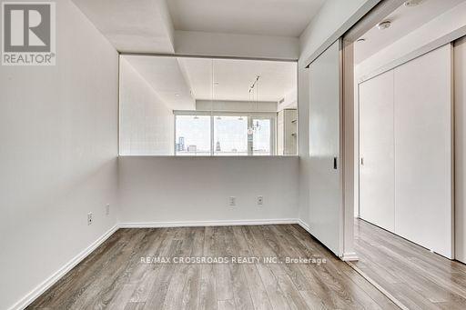 1510 - 197 Yonge Street, Toronto, Ontario  M5B 1M4 - Photo 13 - C12510776