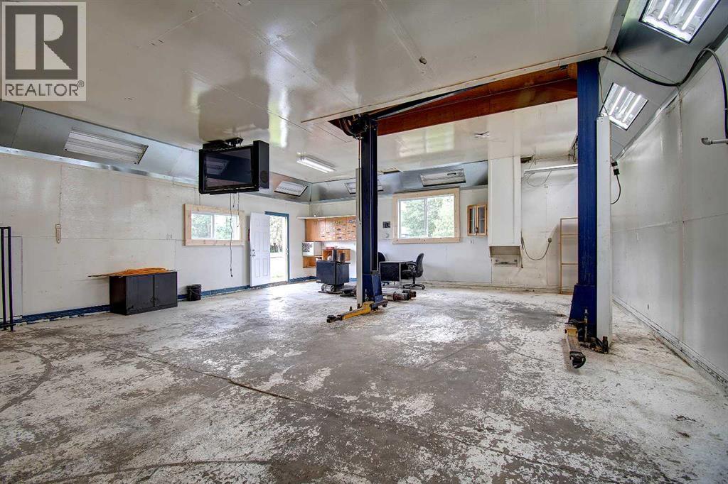 12153 Township Road 284, Rural Rocky View County, Alberta  T0M 0S0 - Photo 38 - A2257708