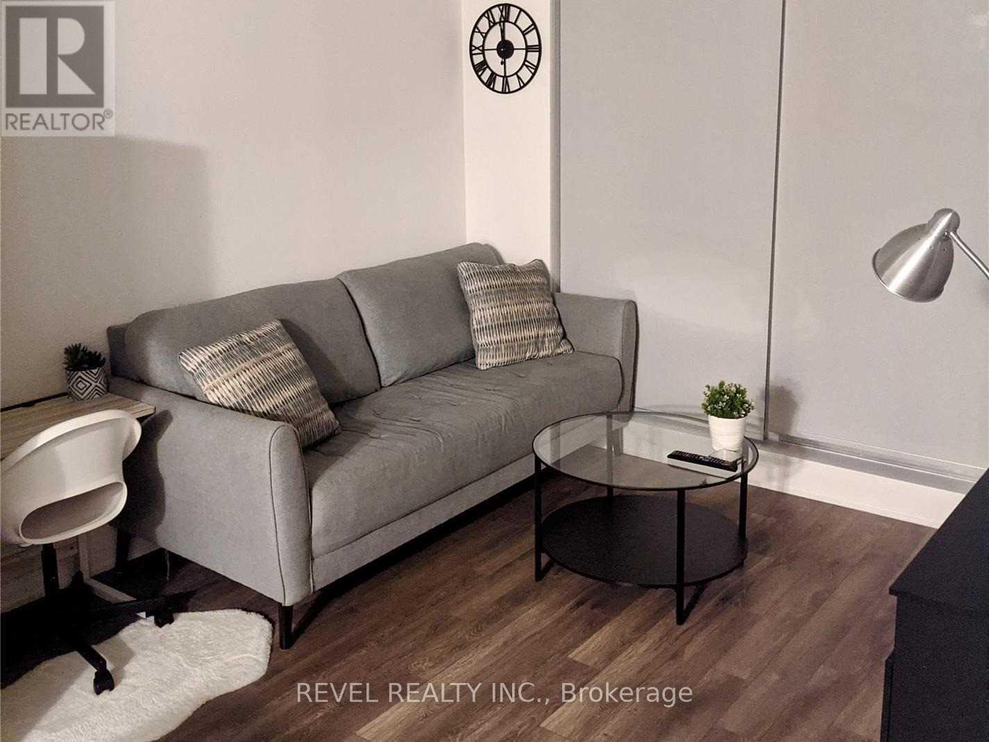 533 - 3091 Dufferin Street, Toronto, Ontario  M6A 0C4 - Photo 5 - W12510780