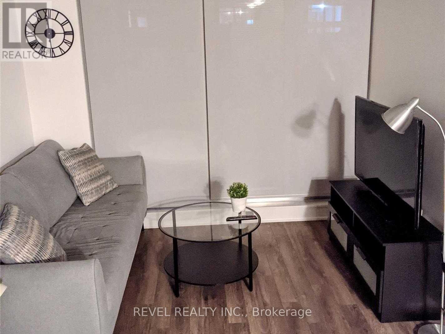 533 - 3091 Dufferin Street, Toronto, Ontario  M6A 0C4 - Photo 6 - W12510780