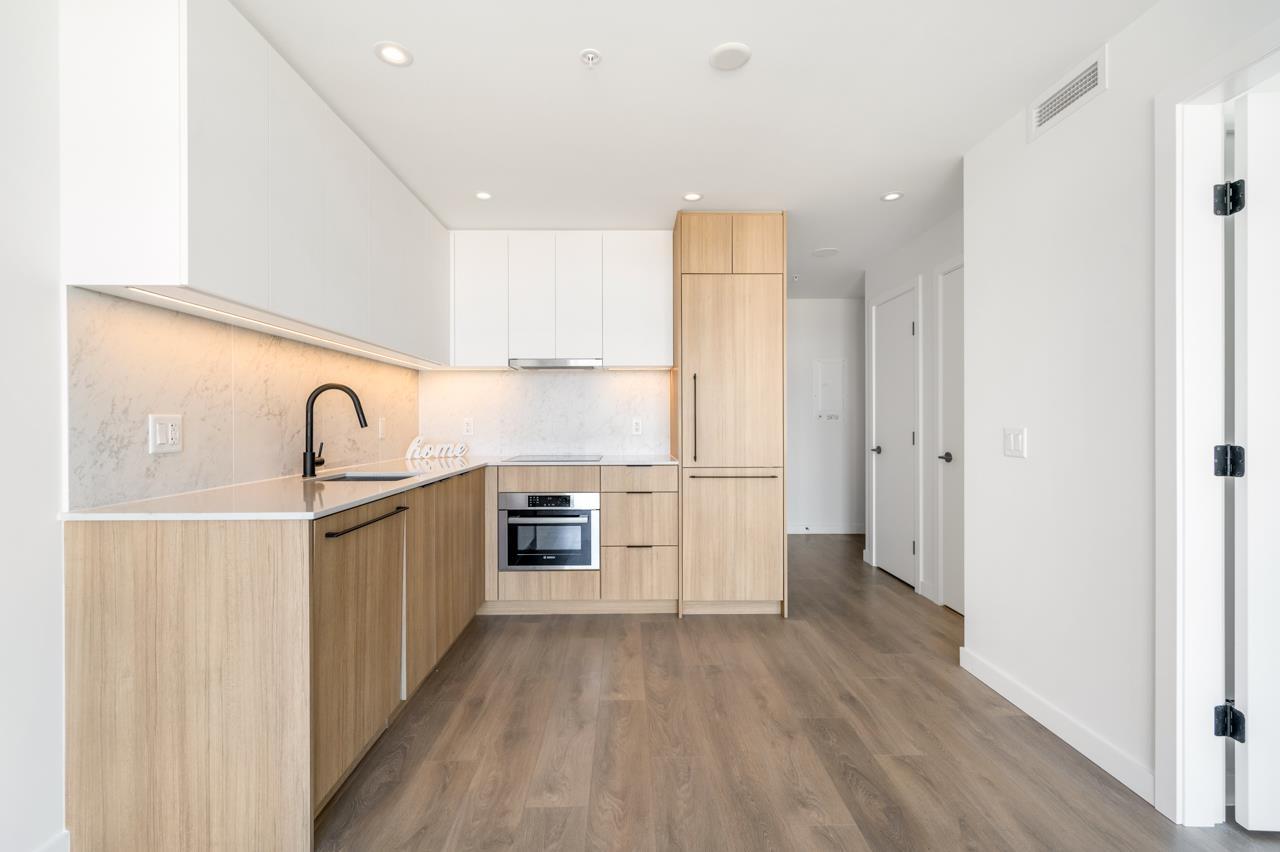 912 13685 102 Avenue, Surrey, British Columbia  V3T 1N7 - Photo 5 - R3064478