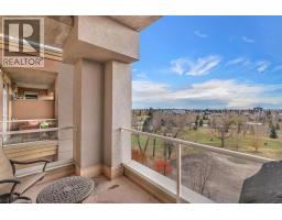 3601, 24 Hemlock Crescent SW Spruce Cliff