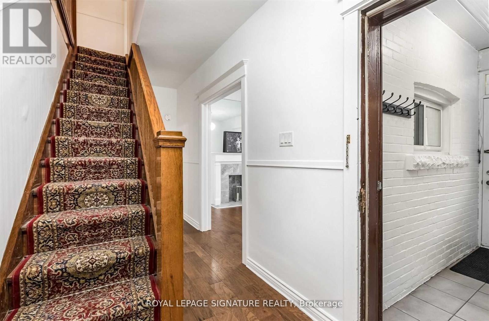 419 Crawford Street, Toronto, Ontario  M6G 3J7 - Photo 8 - C12510822