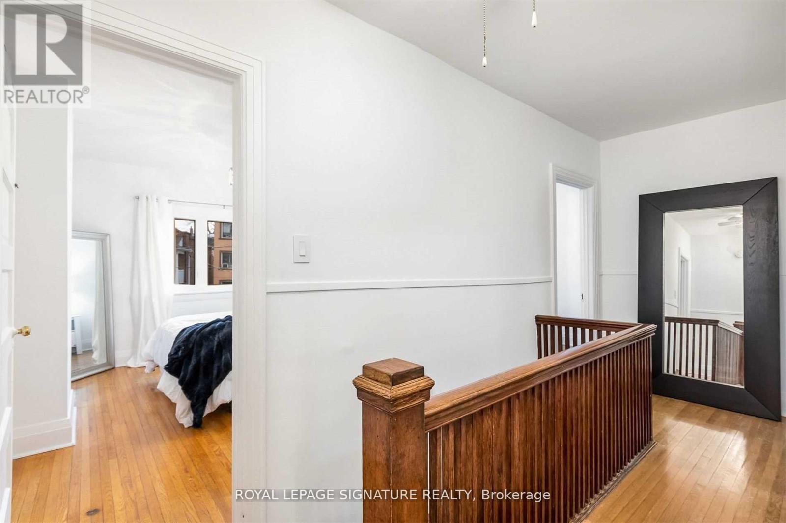 419 Crawford Street, Toronto, Ontario  M6G 3J7 - Photo 9 - C12510822