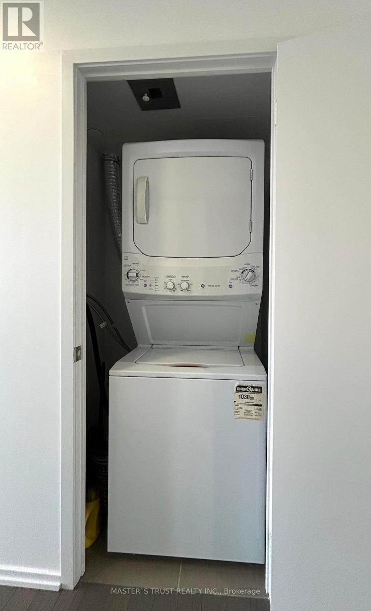 1702 - 75 St Nicholas Street, Toronto, Ontario  M4Y 0A5 - Photo 19 - C12510824