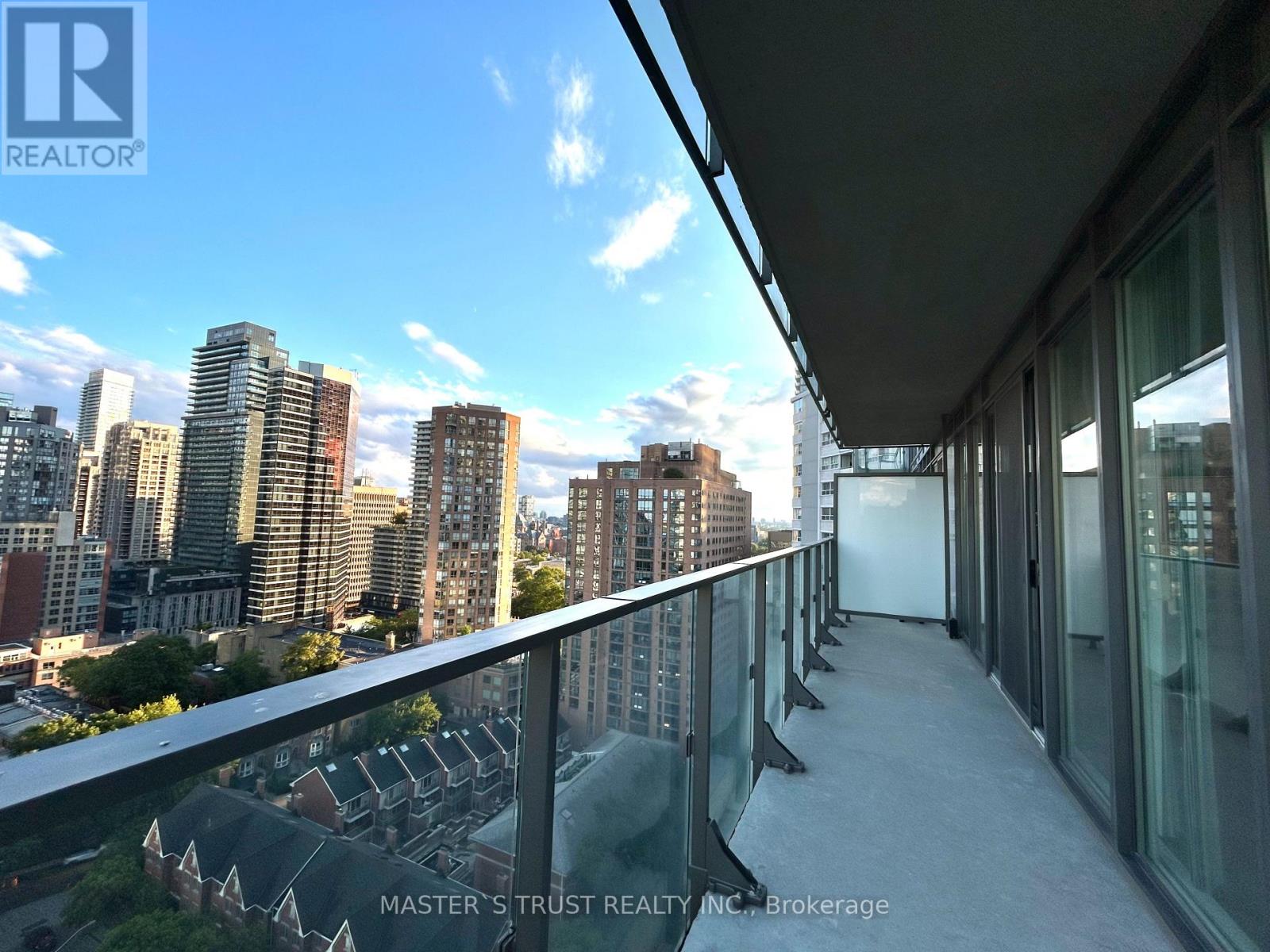 1702 - 75 St Nicholas Street, Toronto, Ontario  M4Y 0A5 - Photo 24 - C12510824