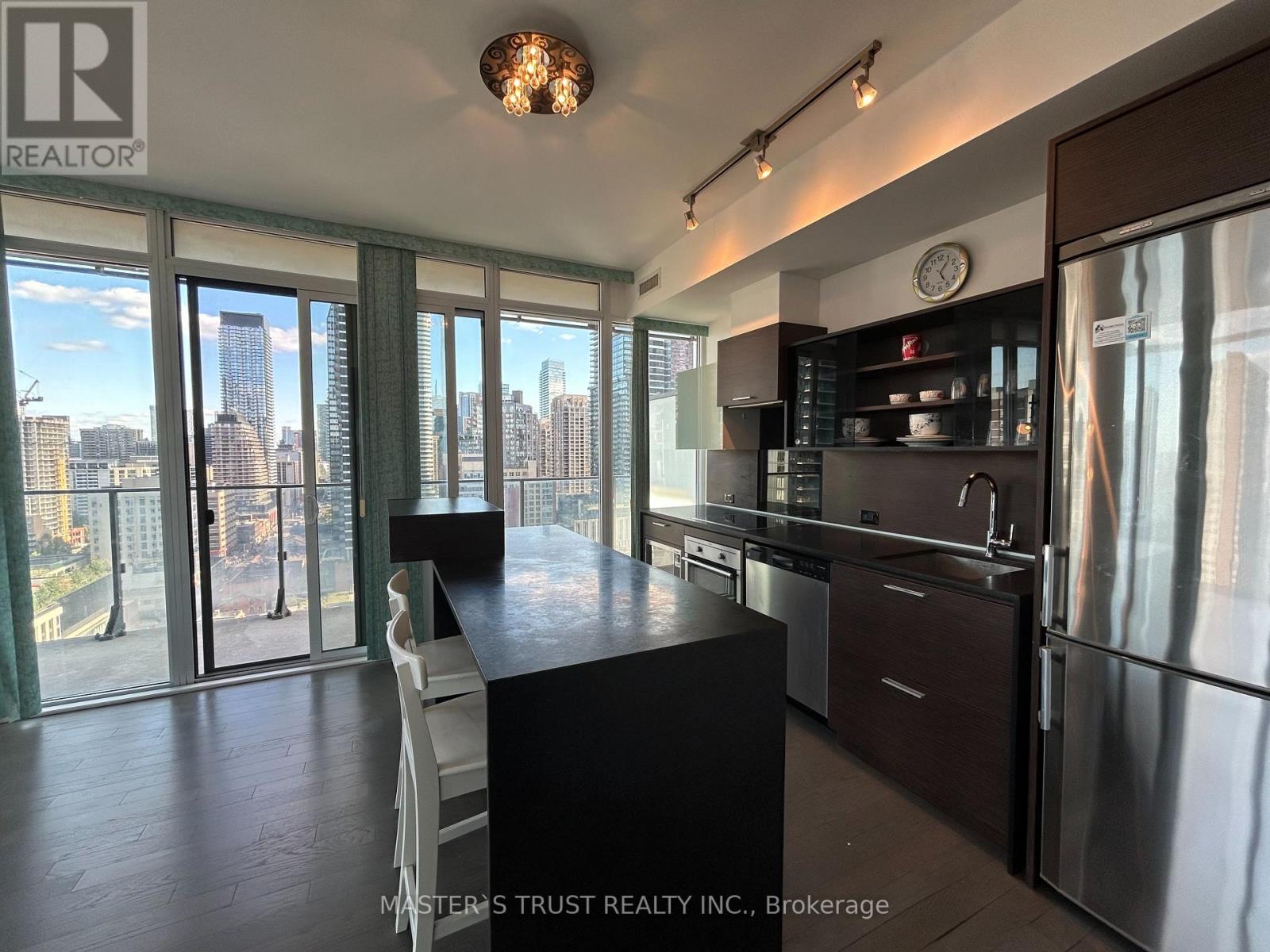 1702 - 75 St Nicholas Street, Toronto, Ontario  M4Y 0A5 - Photo 7 - C12510824