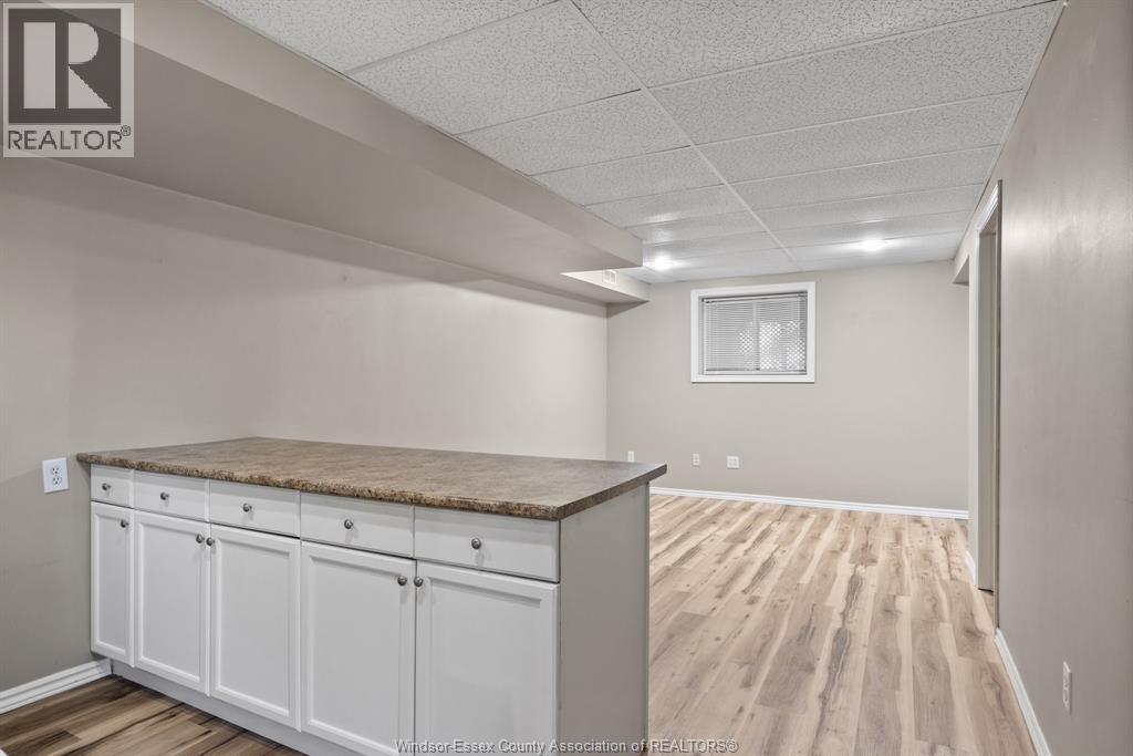 1490 Highnoon, Windsor, Ontario N9G 3B6 - Photo 20 - 25028028