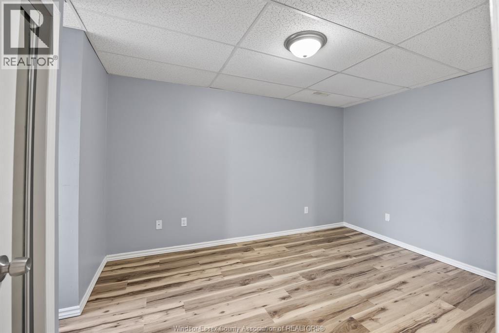 1490 Highnoon, Windsor, Ontario N9G 3B6 - Photo 21 - 25028028