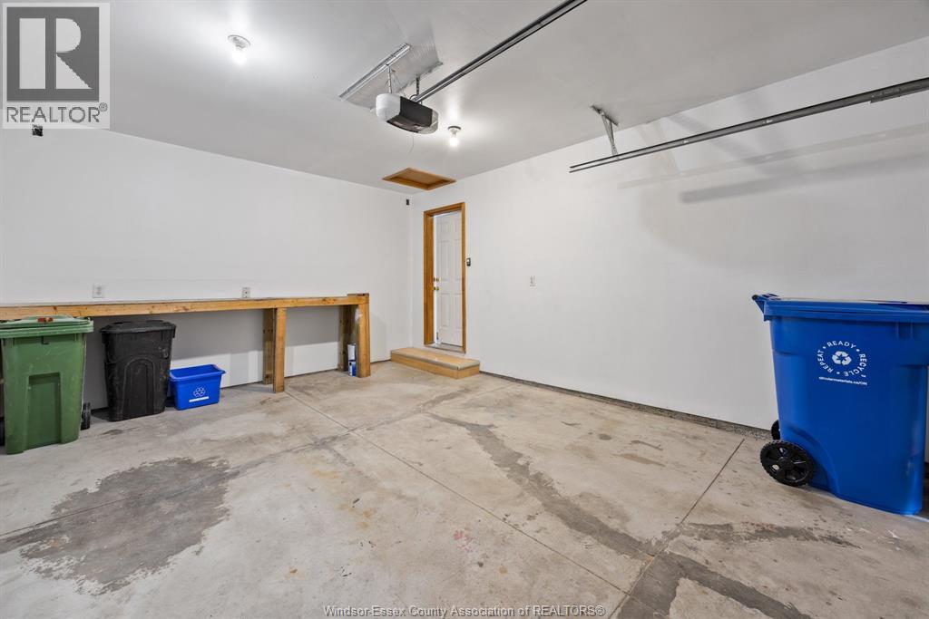 1490 Highnoon, Windsor, Ontario N9G 3B6 - Photo 24 - 25028028