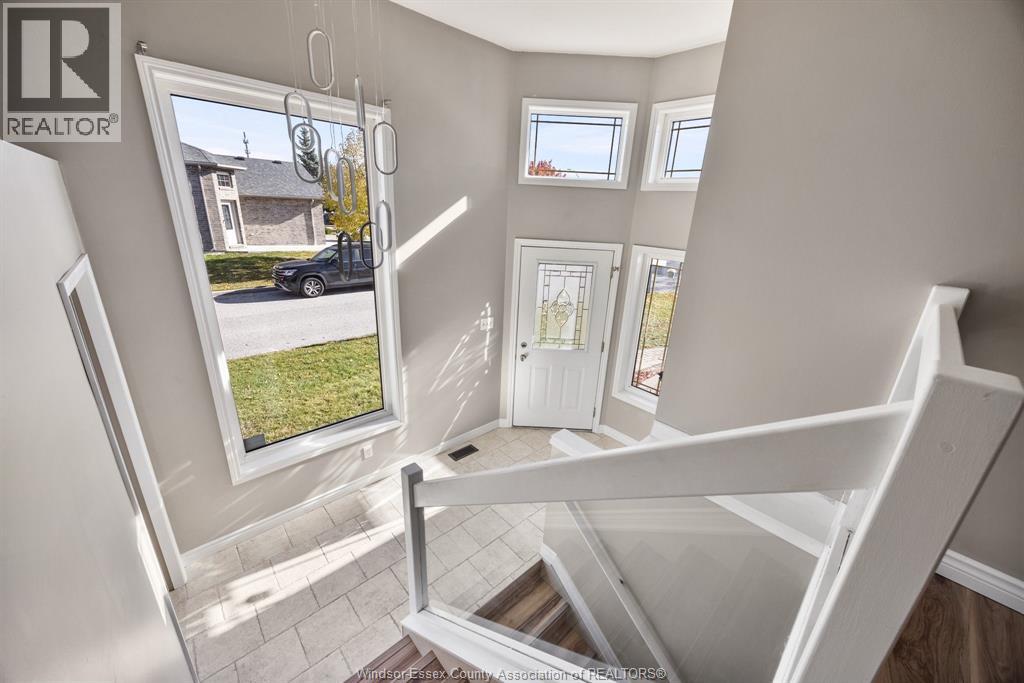 1490 Highnoon, Windsor, Ontario N9G 3B6 - Photo 4 - 25028028