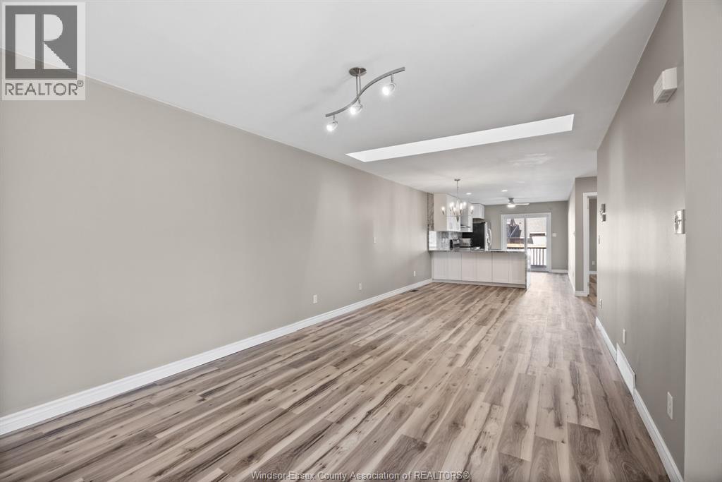 1490 Highnoon, Windsor, Ontario N9G 3B6 - Photo 6 - 25028028