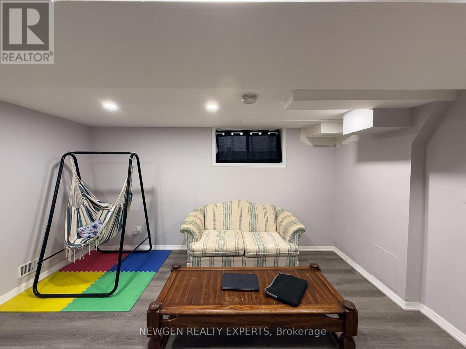 Bsmnt - 66 Mcdonald Avenue, Toronto, Ontario  M1L 3Y8 - Photo 16 - E12510794