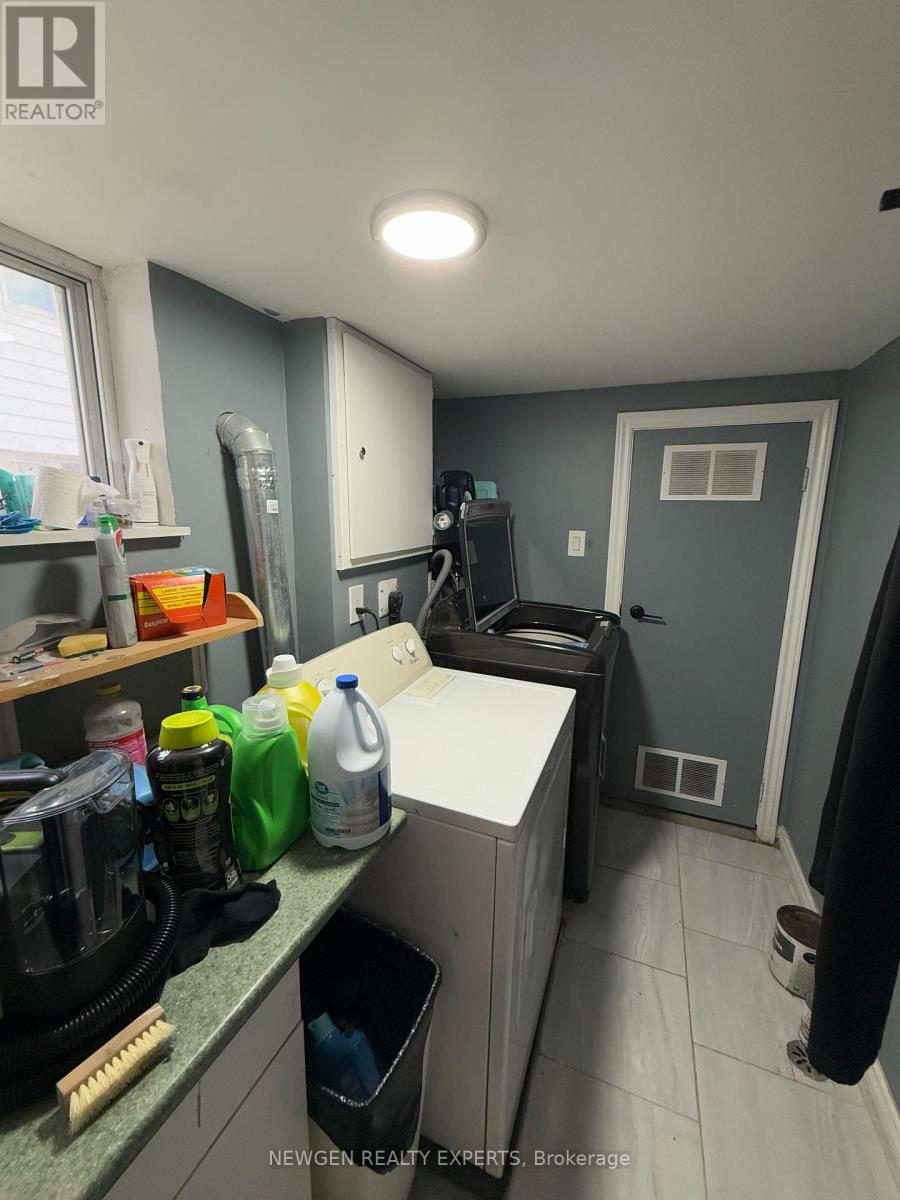 Bsmnt - 66 Mcdonald Avenue, Toronto, Ontario  M1L 3Y8 - Photo 17 - E12510794