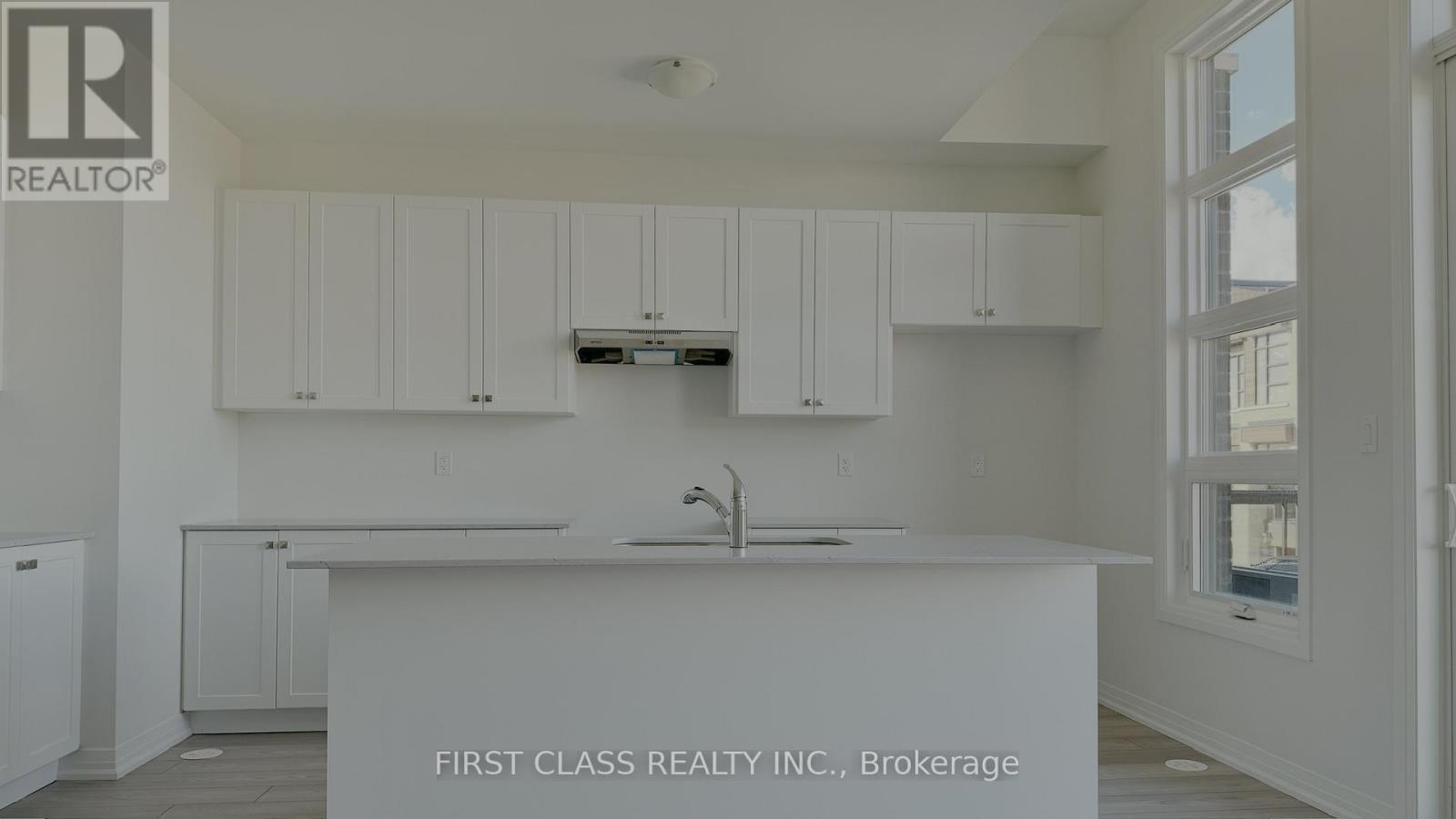 51 Harold Wilson Lane, Richmond Hill, Ontario  L4S 0R3 - Photo 6 - N12510808