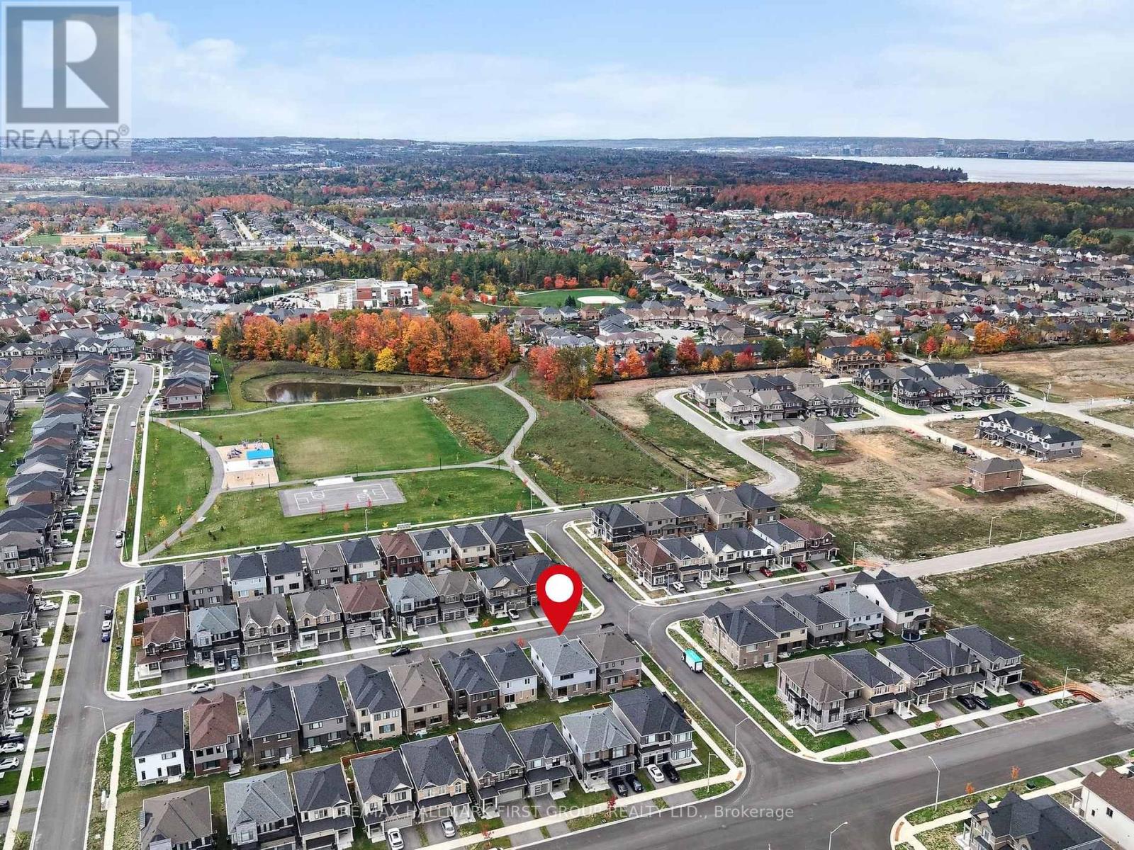 18 Ludlow Drive, Barrie, Ontario  L9J 0L8 - Photo 48 - S12510806